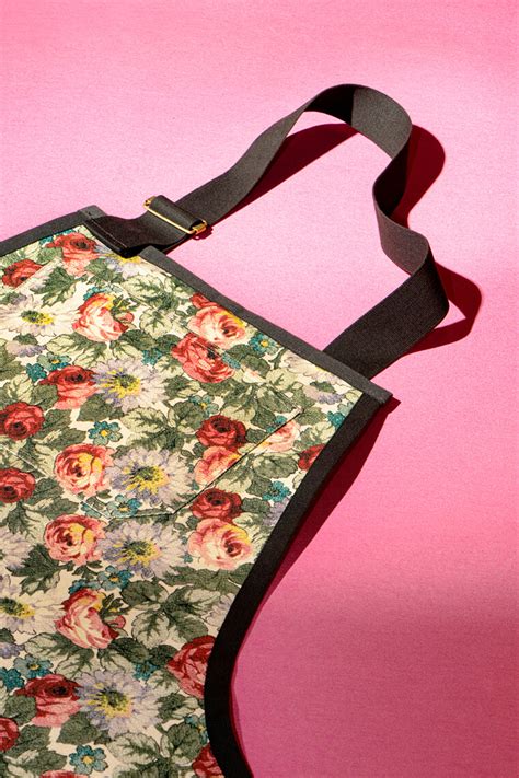 gucci apron bel air|net a porter Gucci.